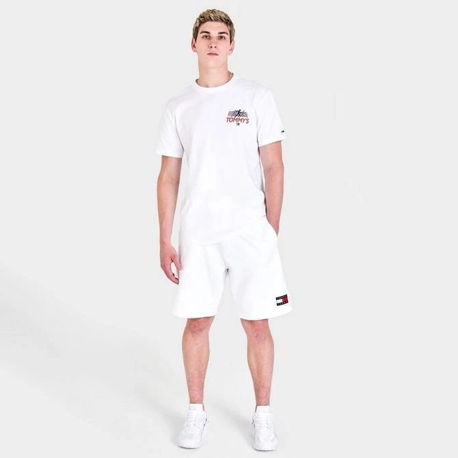 商品Tommy Hilfiger|Men's Tommy Jeans Sports Club Logo Graphic T-Shirt,价格¥112,第2张图片详细描述