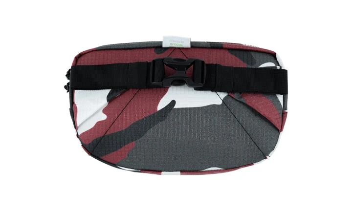 商品Supreme|Supreme Waist Bag,价格¥740,第4张图片详细描述