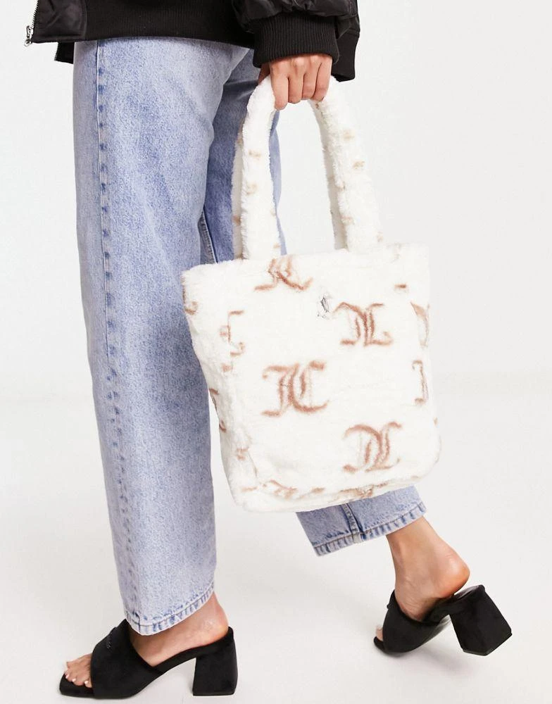 商品Juicy Couture|Juicy Couture printed monogram faux fur tote bag in cream,价格¥575,第1张图片