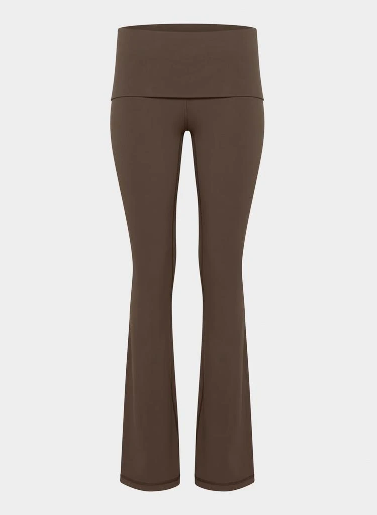 商品Aritzia|Golden - Butter Foldover Bootcut 32" Legging,价格¥405,第5张图片详细描述