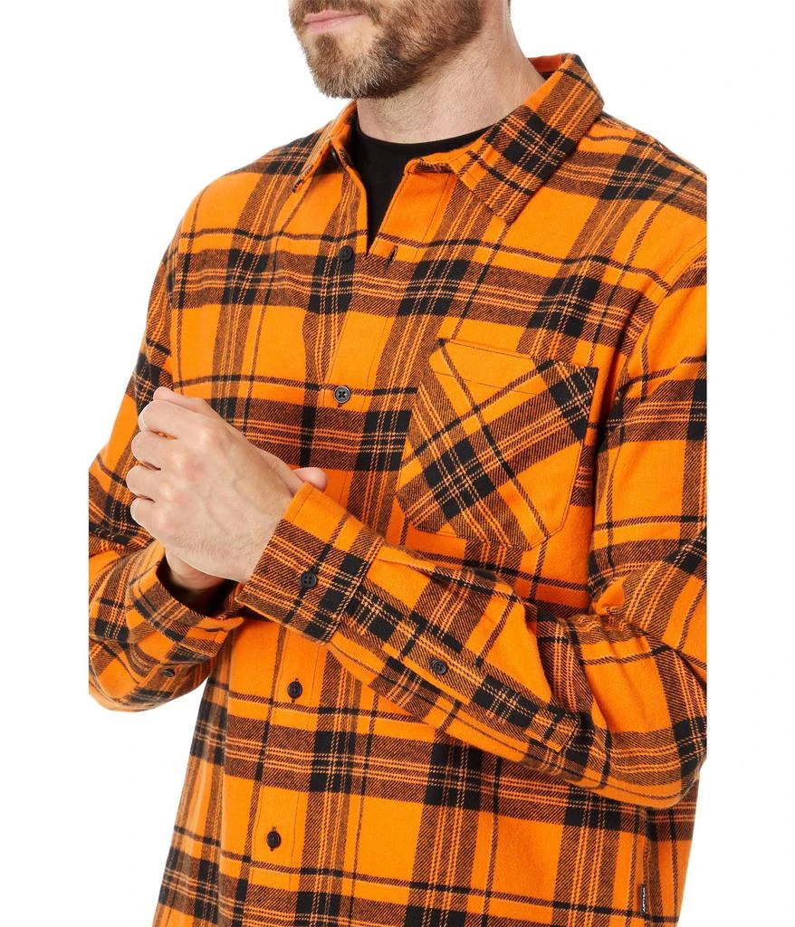 商品Oakley|Podium Plaid Long Sleeve Flannel,价格¥410,第3张图片详细描述