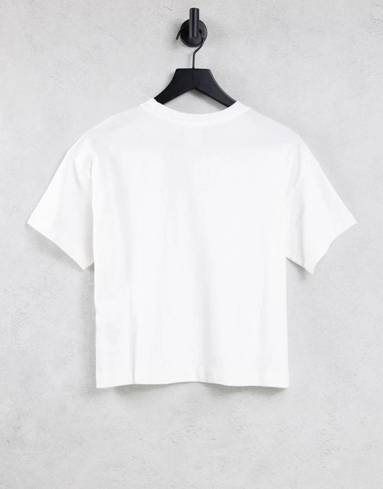 商品CHAMPION|Champion small logo boxy crop t-shirt in white,价格¥146,第3张图片详细描述