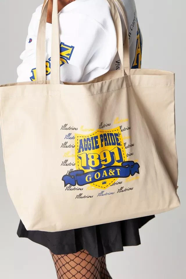 商品Urban Outfitters|UO Summer Class ‘21 North Carolina A&T State University Tote Bag,价格¥288,第2张图片详细描述