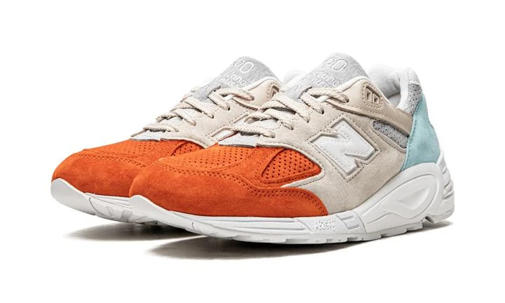 商品New Balance|New Balance New Balance 990 v2,价格¥1840-¥2624,第3张图片详细描述