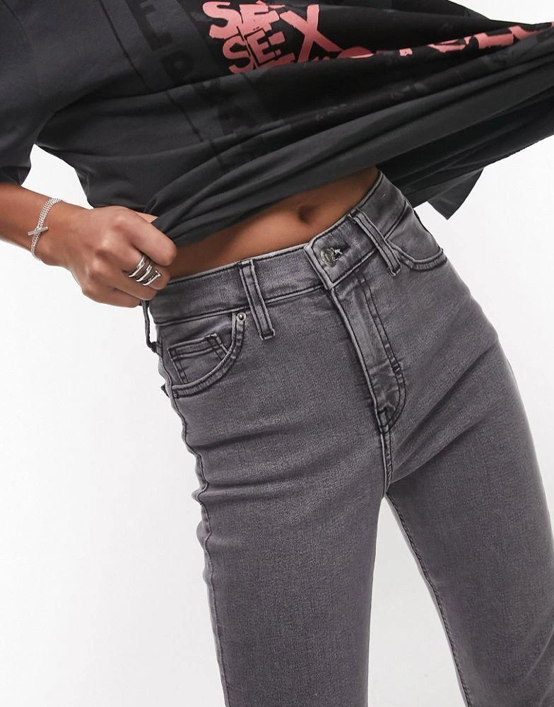 商品Topshop|Topshop Jamie jeans in grey,价格¥135,第4张图片详细描述