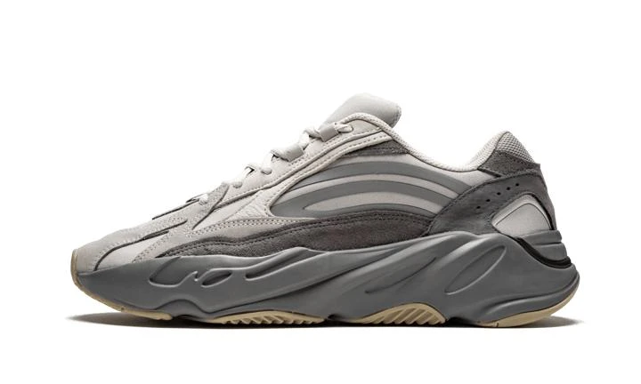 商品Adidas|Adidas Yeezy Boost 700 V2,价格¥3064-¥6164,第1张图片