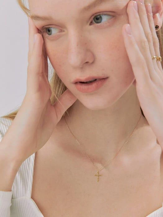 商品DONA & D.|Stud Cross Pendant - 3 Colors (10K / 14K / 18K),价格¥642,第2张图片详细描述