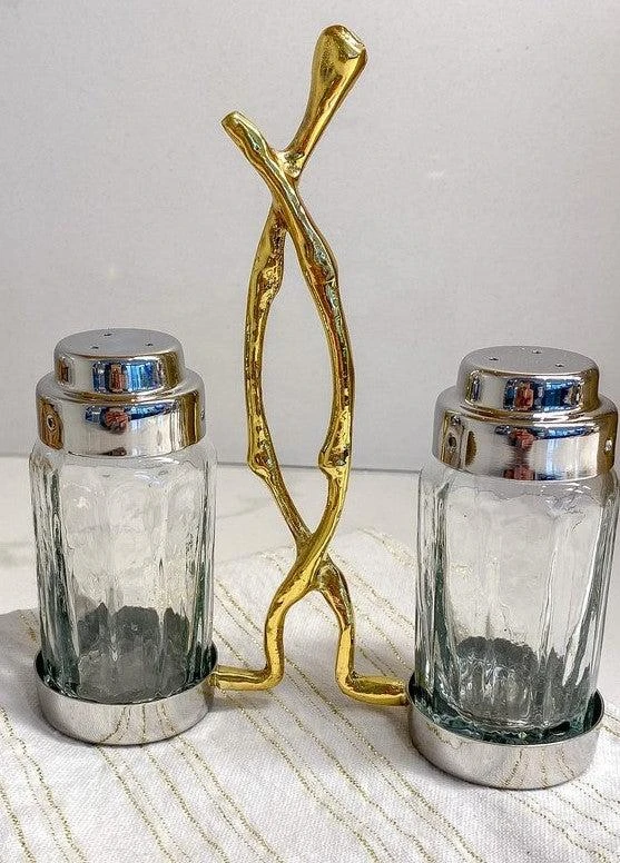商品Classic Touch Decor|Glass Salt and Pepper Set with Gold Twig Design - 4"L x 2"W x 7.5"H,价格¥432,第1张图片