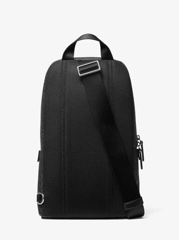 商品Michael Kors|Cooper Logo Sling Pack,价格¥1124,第3张图片详细描述