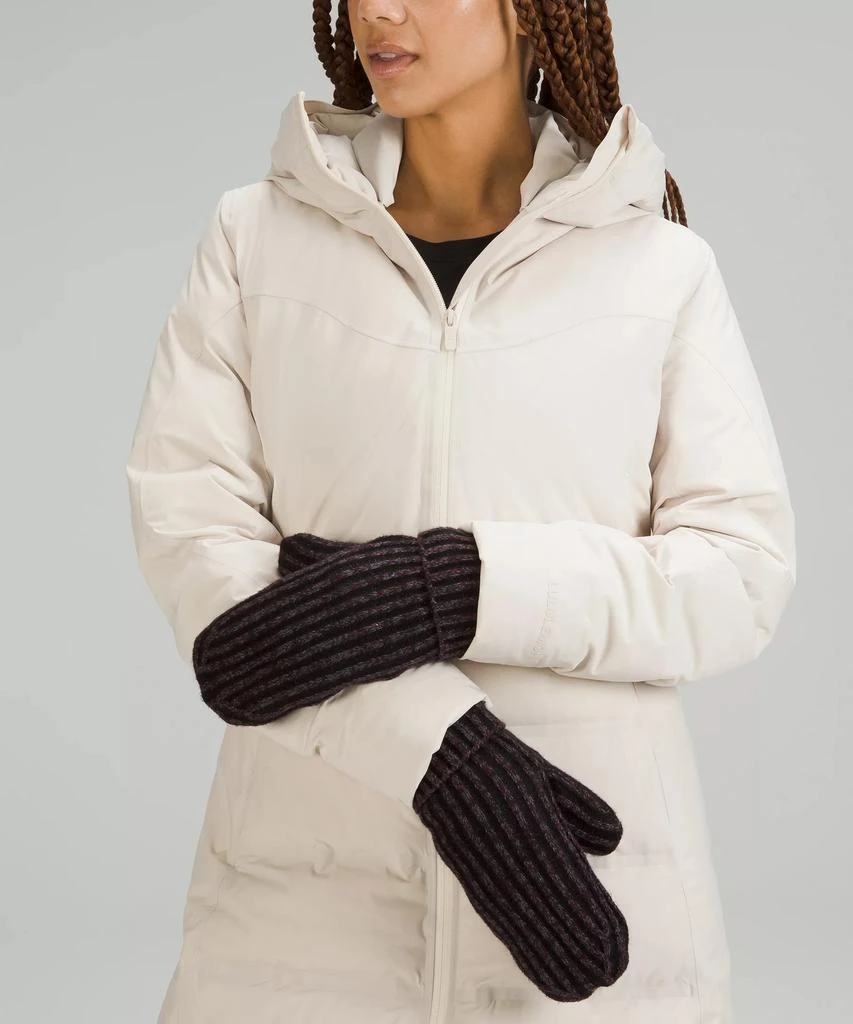 商品Lululemon|Women's Textured Fleece-Lined Knit Mittens,价格¥157,第2张图片详细描述