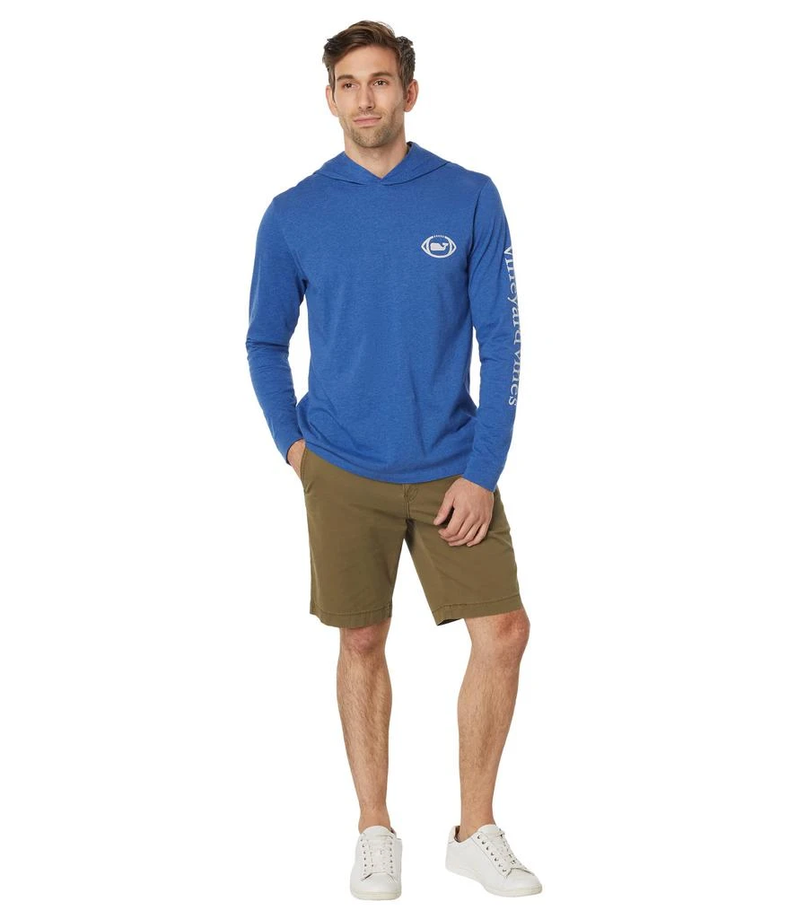 商品Vineyard Vines|Long Sleeve Football Whale Dot Hoodie Tee,价格¥397,第4张图片详细描述