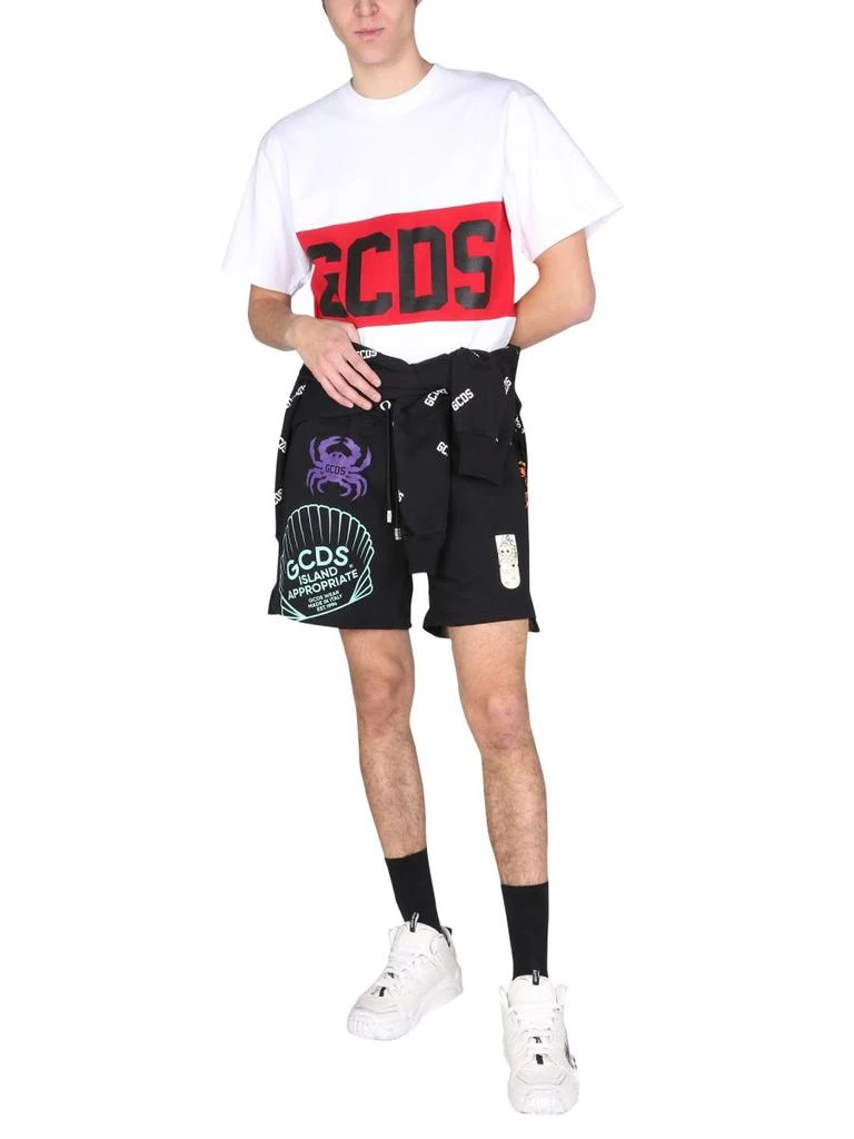 商品GCDS|GCDS Graphic Printed Drawstring Bermuda Shorts,价格¥910,第4张图片详细描述