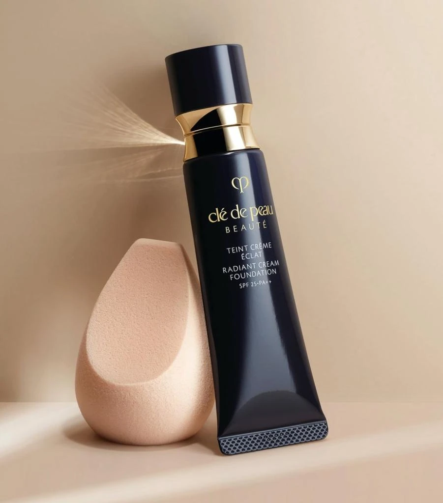 商品Cle de Peau|Radiant Cream Foundation,价格¥1078,第5张图片详细描述