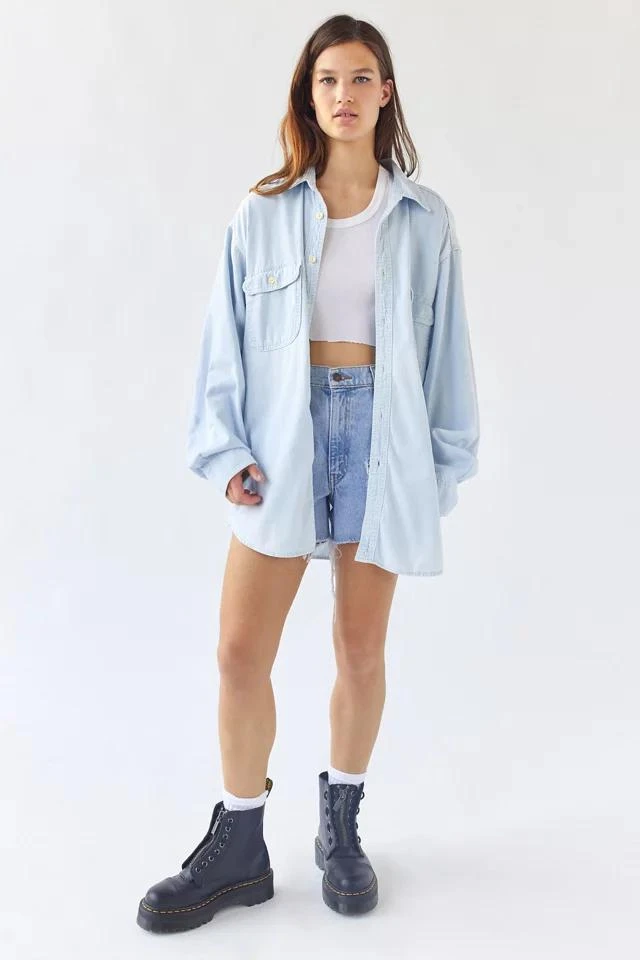 商品Urban Renewal|Urban Renewal Remade Heavy Bleach Wash Chambray Button-Down Shirt,价格¥187,第4张图片详细描述