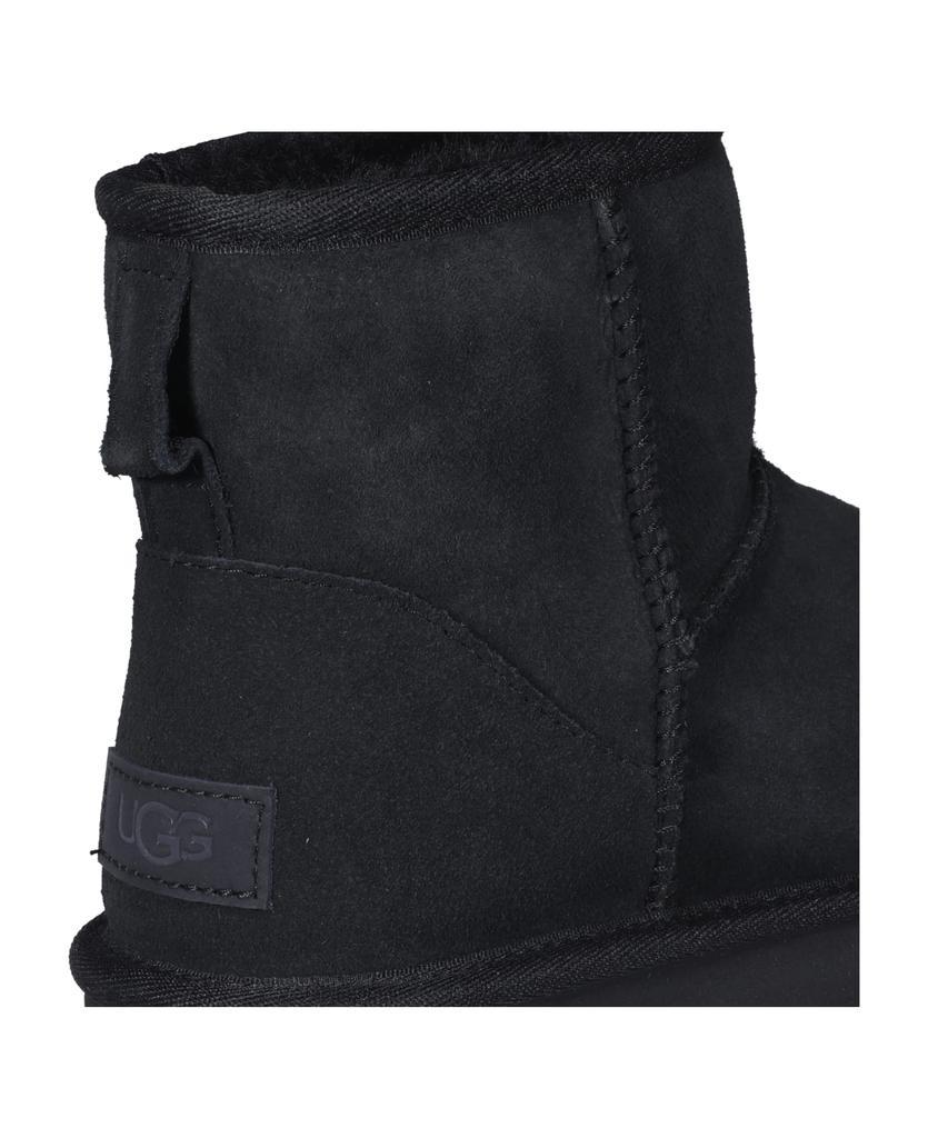 商品UGG|Mini Classic Booties,价格¥1530,第7张图片详细描述