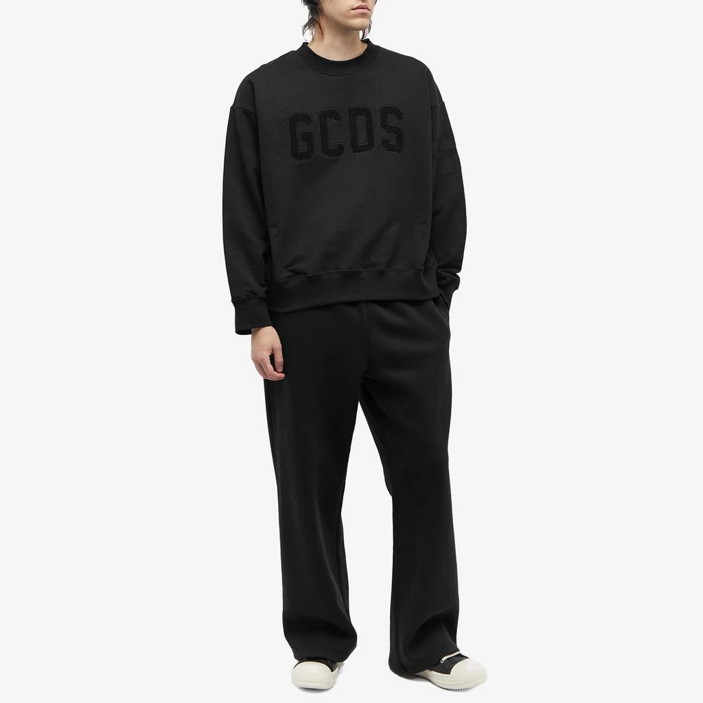 商品GCDS|GCDS Velvet Logo Sweater,价格¥2620,第4张图片详细描述
