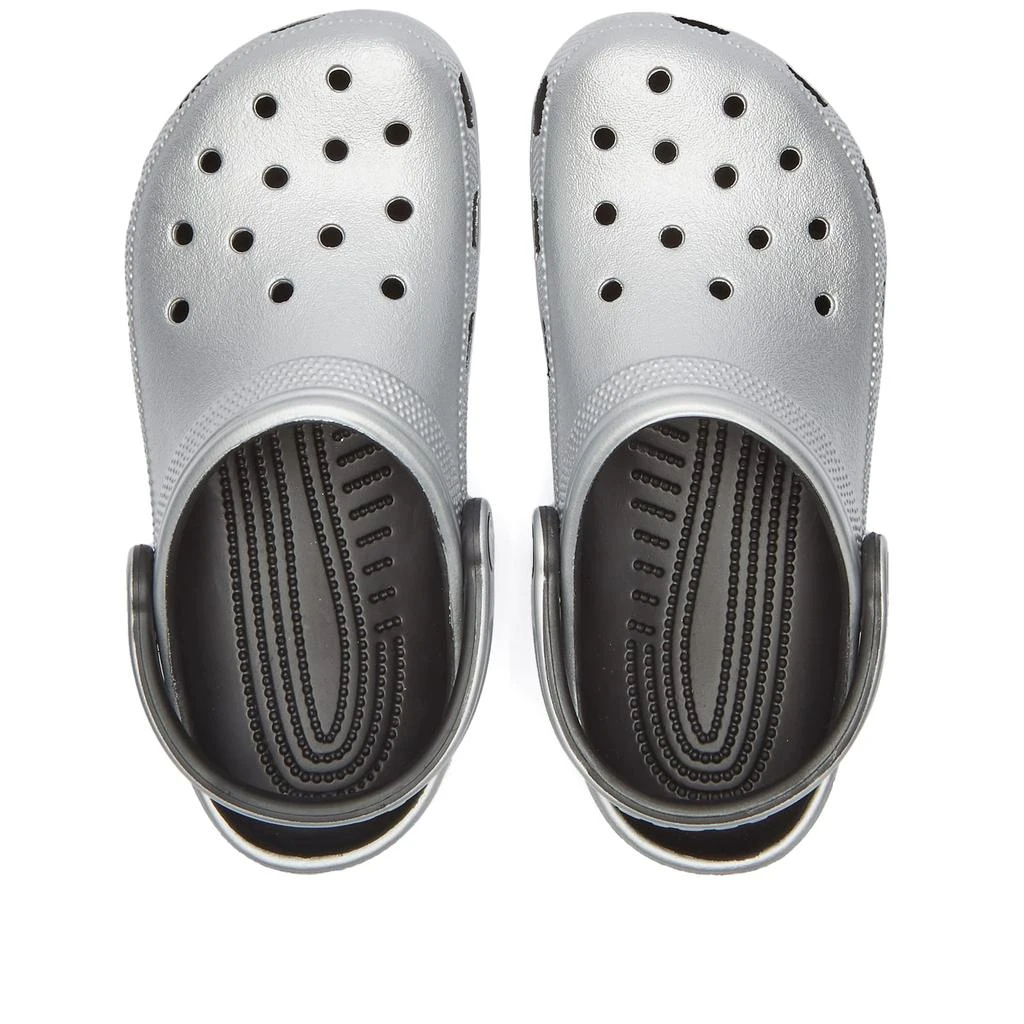 商品Crocs|Crocs Classic Metallic Clog,价格¥328,第5张图片详细描述