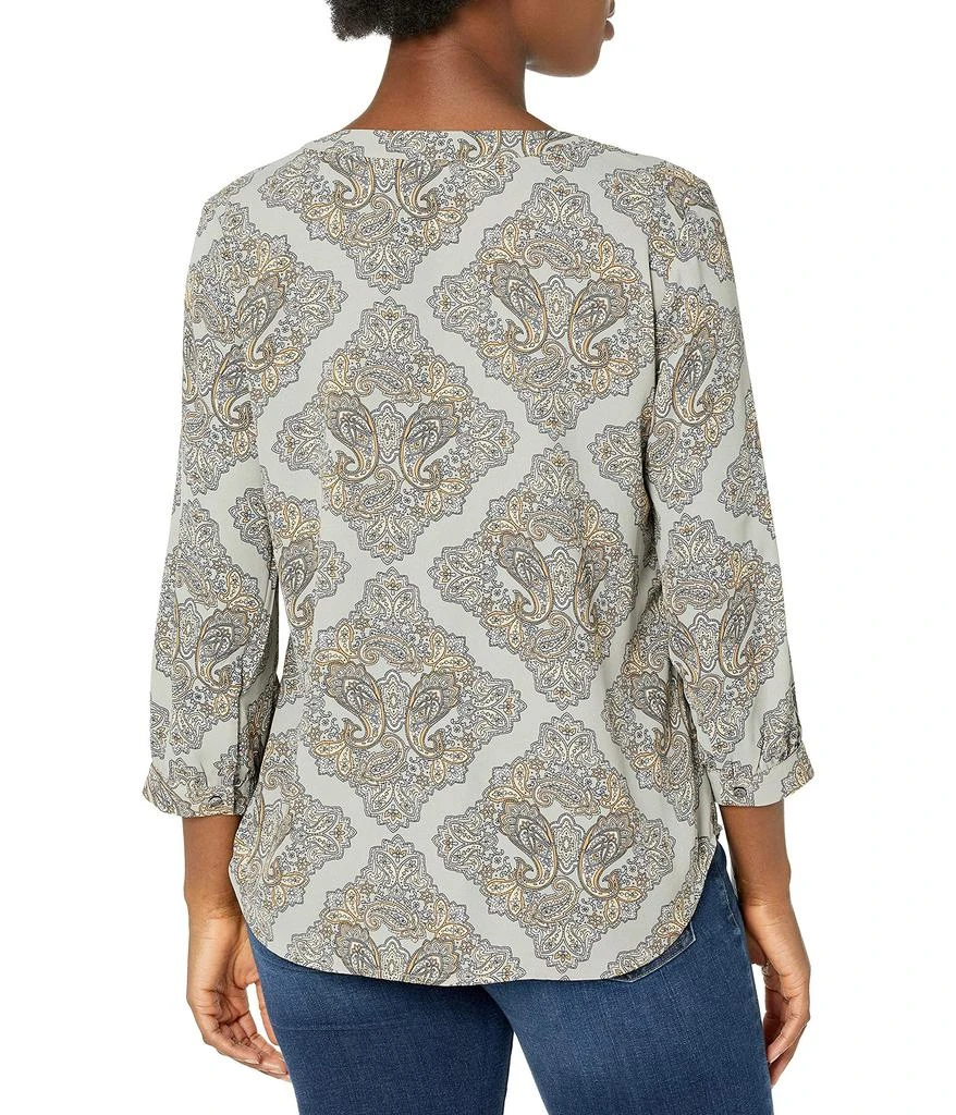 商品Van Heusen|Women's 3/4 Sleeve V-Neck Top,价格¥153,第2张图片详细描述