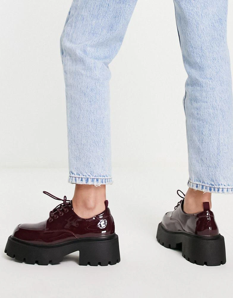 商品Hugo Boss|Truffle Collection chunky lace up shoes with exaggerated sole in red,价格¥118,第3张图片详细描述