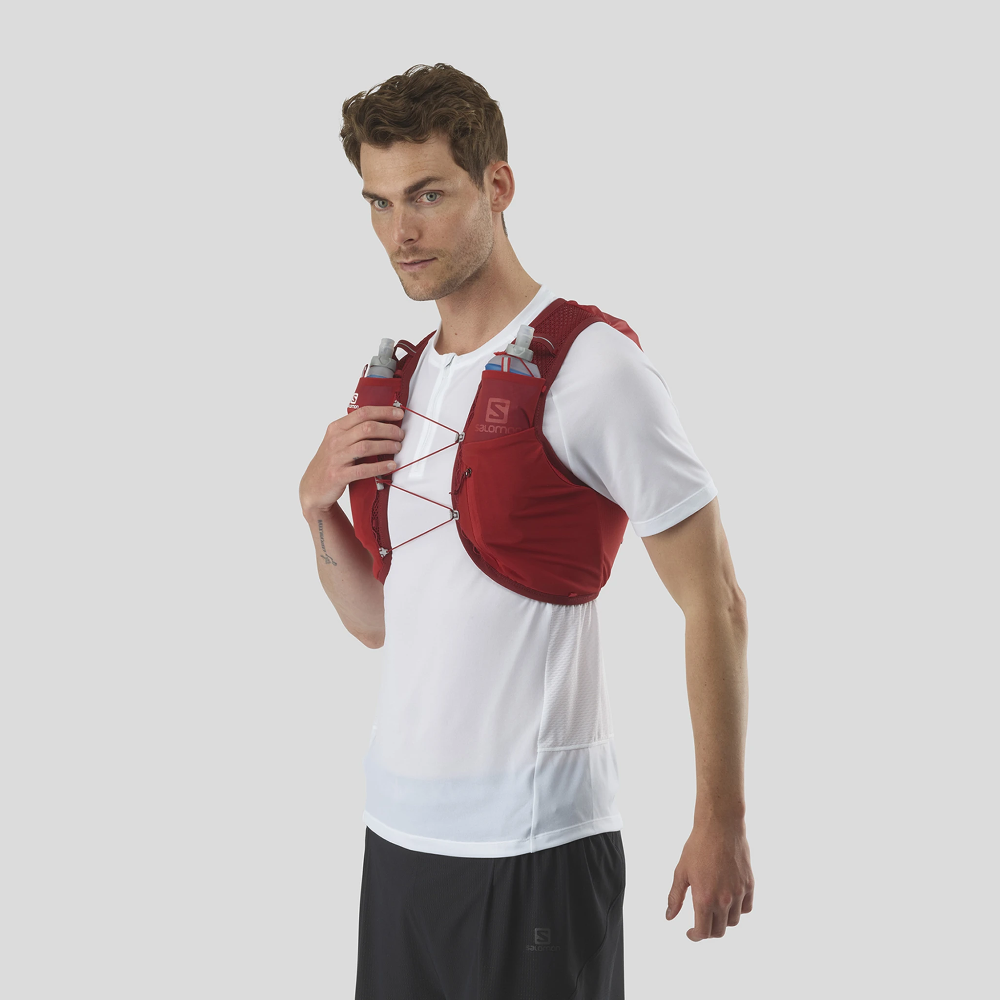 商品【商品预售7天】 Salomon|Salomon 流体背包 11931461STYLE 红色,价格¥2456 描述
