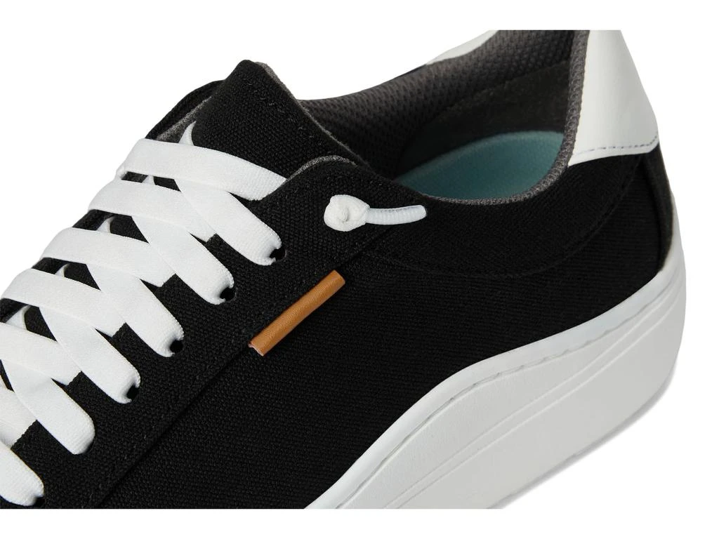 Time Off Knit Lace Up Sneaker 商品