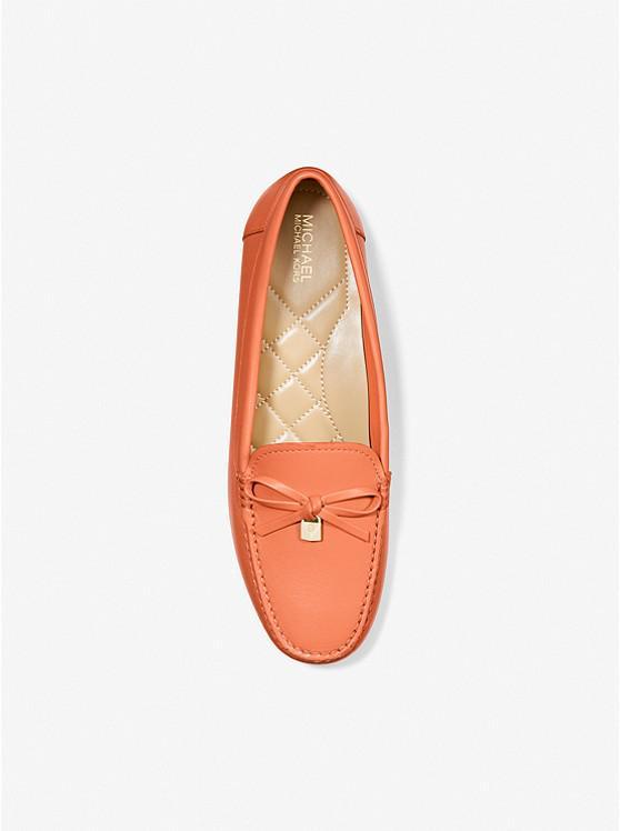 商品Michael Kors|Juliette Leather Loafer,价格¥810,第5张图片详细描述