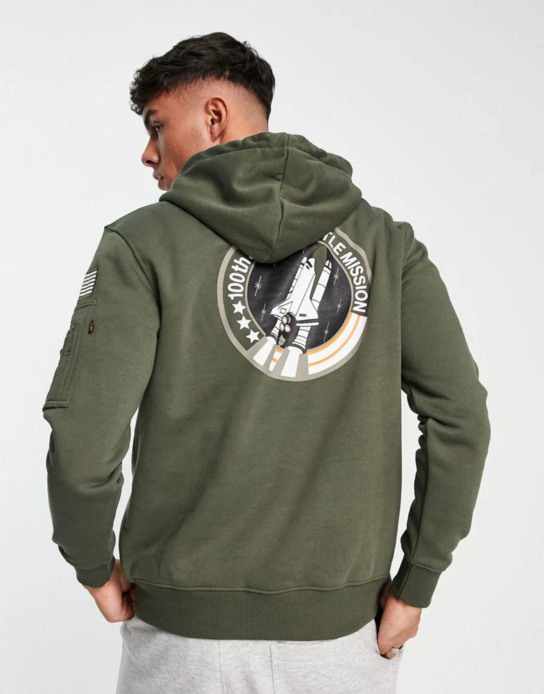 商品Alpha Industries|Alpha Industries NASA space shuttle back print hoodie in dark olive,价格¥679,第2张图片详细描述