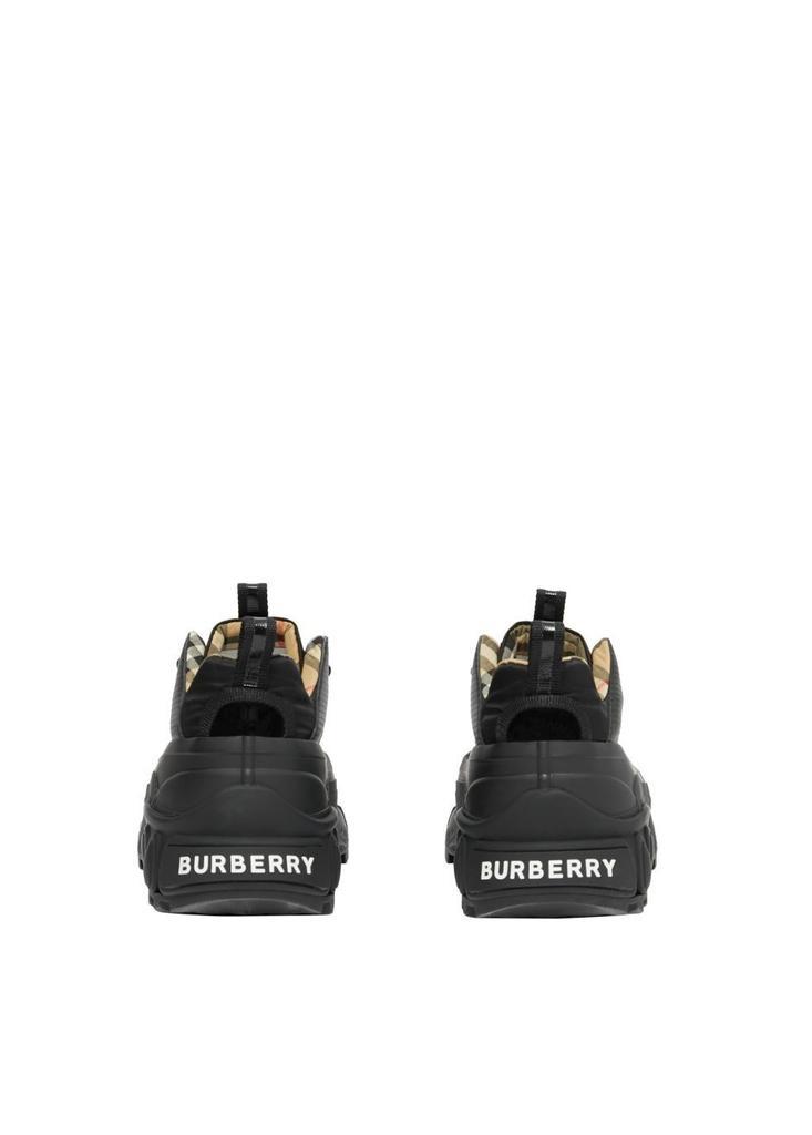 商品Burberry|Nylon and patent leather arthur sneakers,价格¥5553,第5张图片详细描述