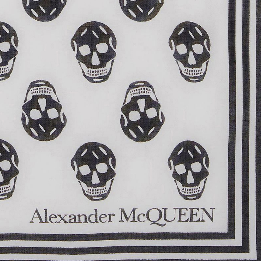 Alexander McQueen 亚历山大·麦昆 女士机车骷髅头丝巾 590934-3418Q-9260商品第2张图片规格展示
