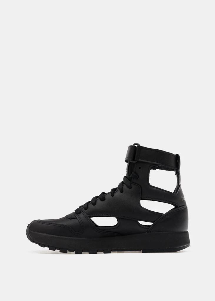 商品MAISON MARGIELA|Maison Margiela Black Reebok Edition Tabi Sneakers,价格¥2124,第2张图片详细描述