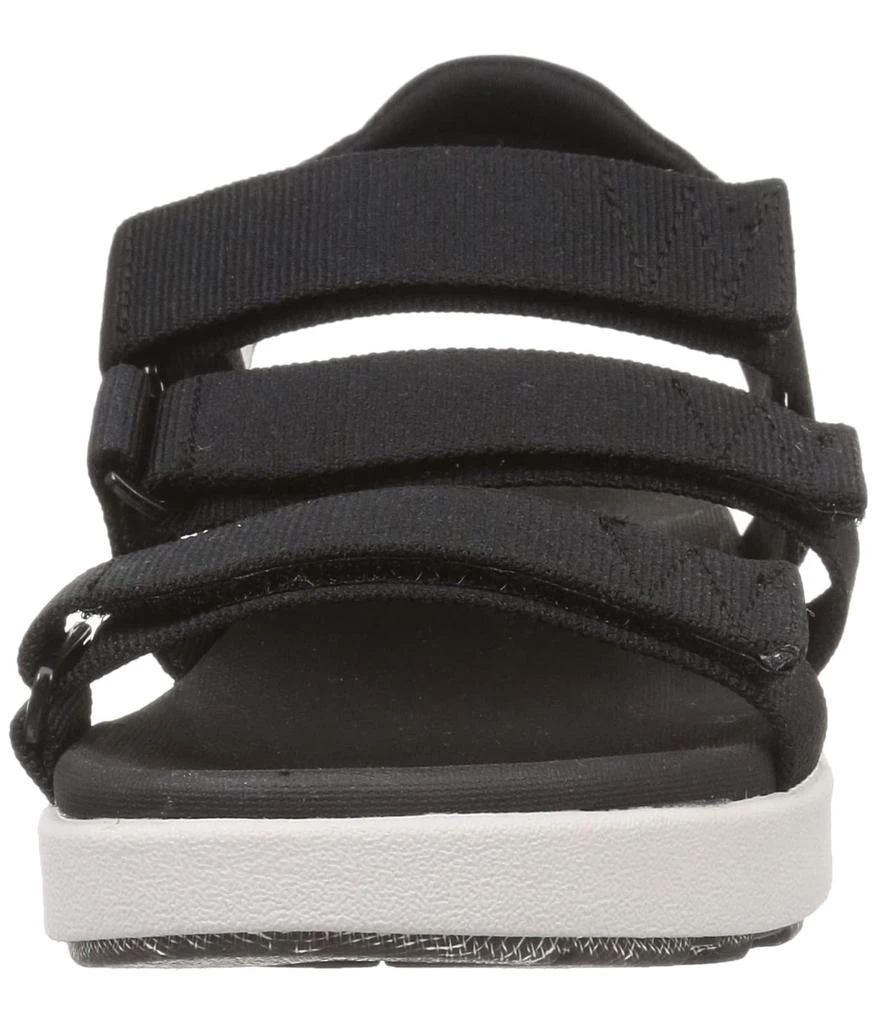 Elle Strappy 商品