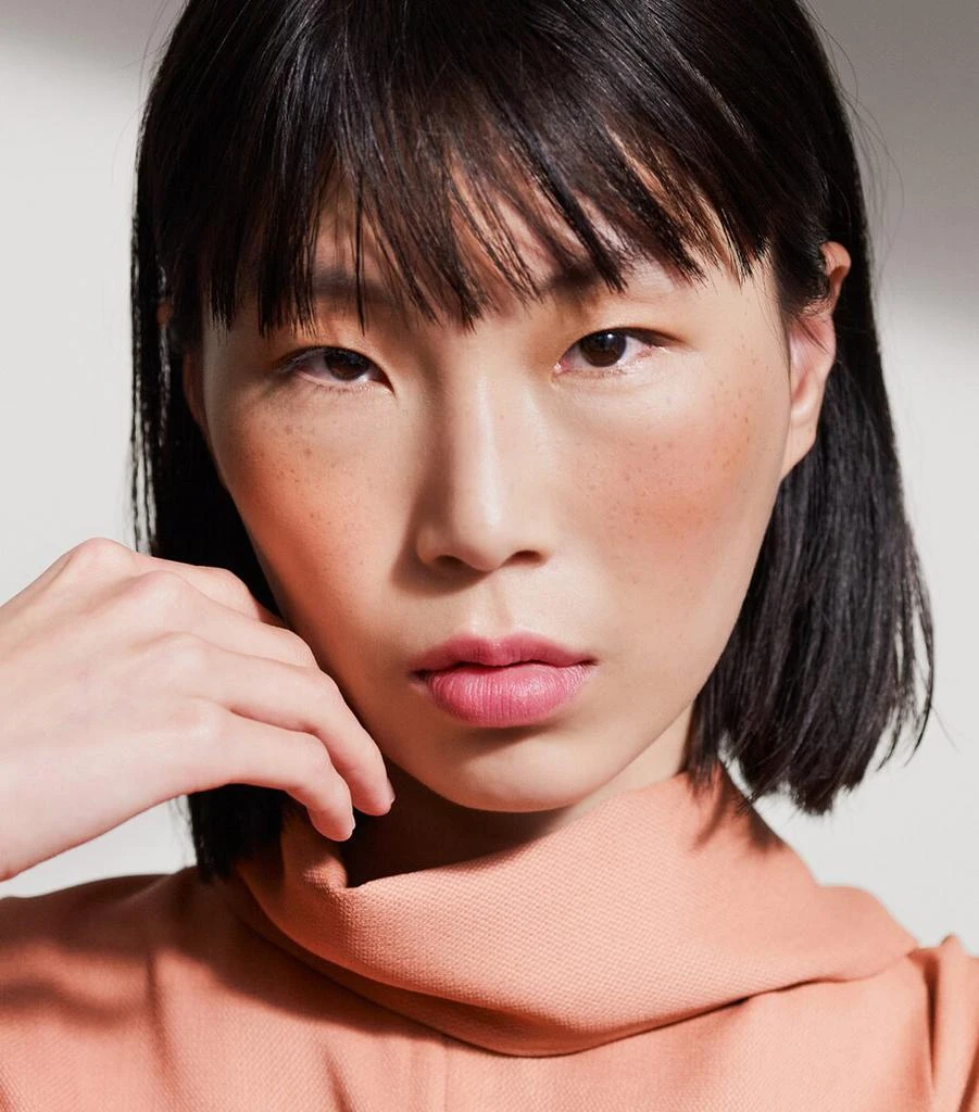 商品Hermes|Rose Hermès Silky Blush Powder - 19 Rose Abricoté,价格¥588,第4张图片详细描述
