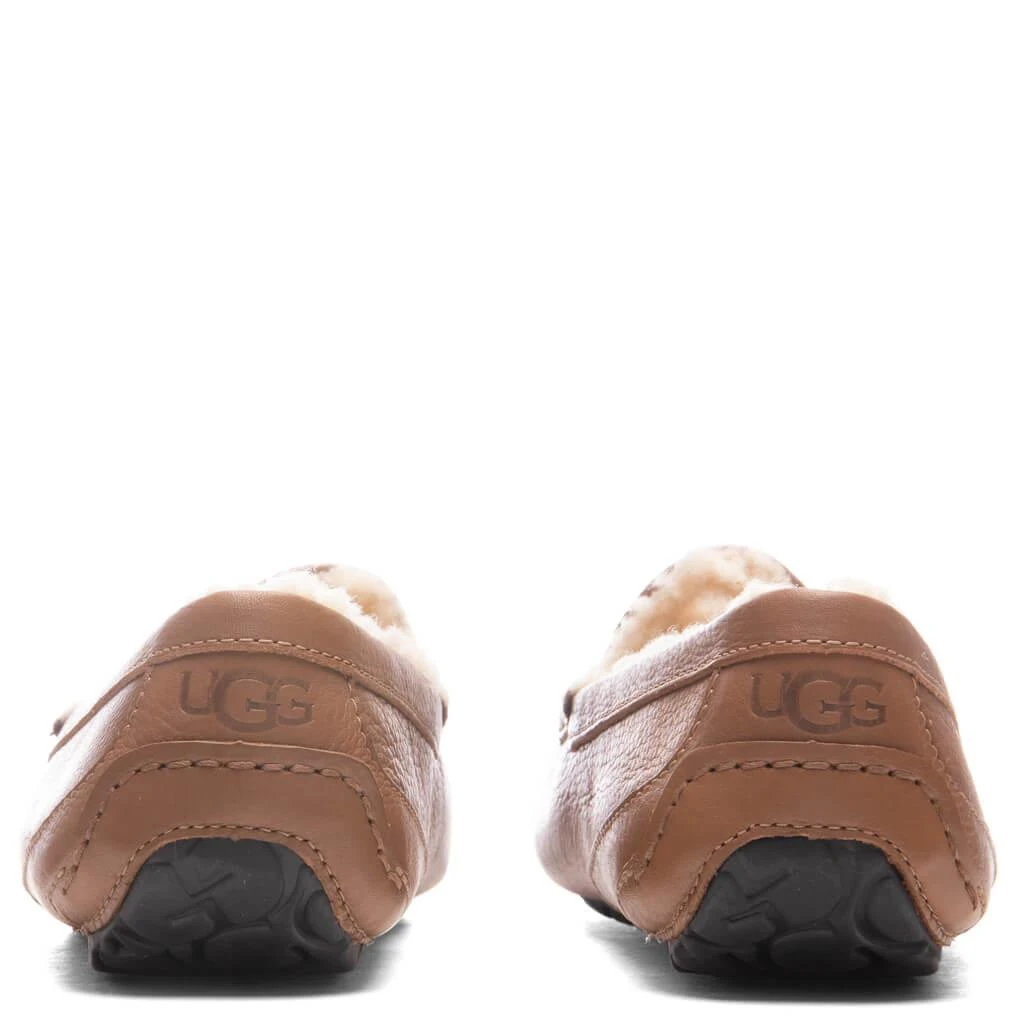商品UGG|UGG x Telfar Logo Loafer - Chestnut,价格¥906,第4张图片详细描述