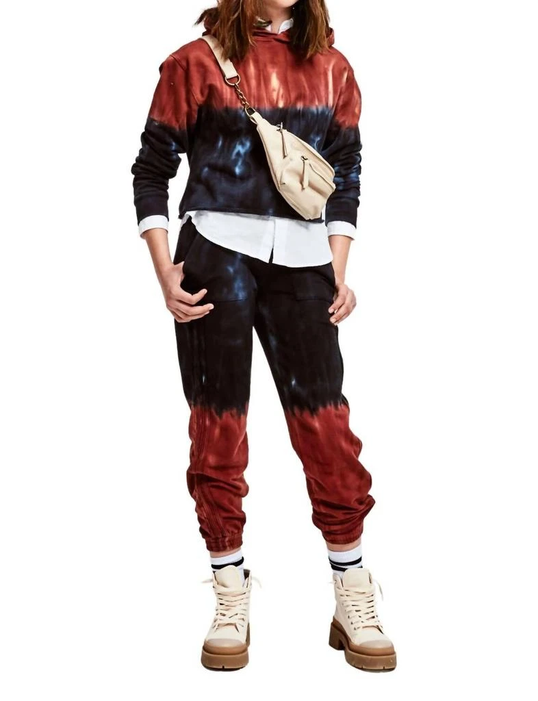 商品tractr|Girl Fiery Tie Dye Jogger In Rust/navy,价格¥250,第1张图片