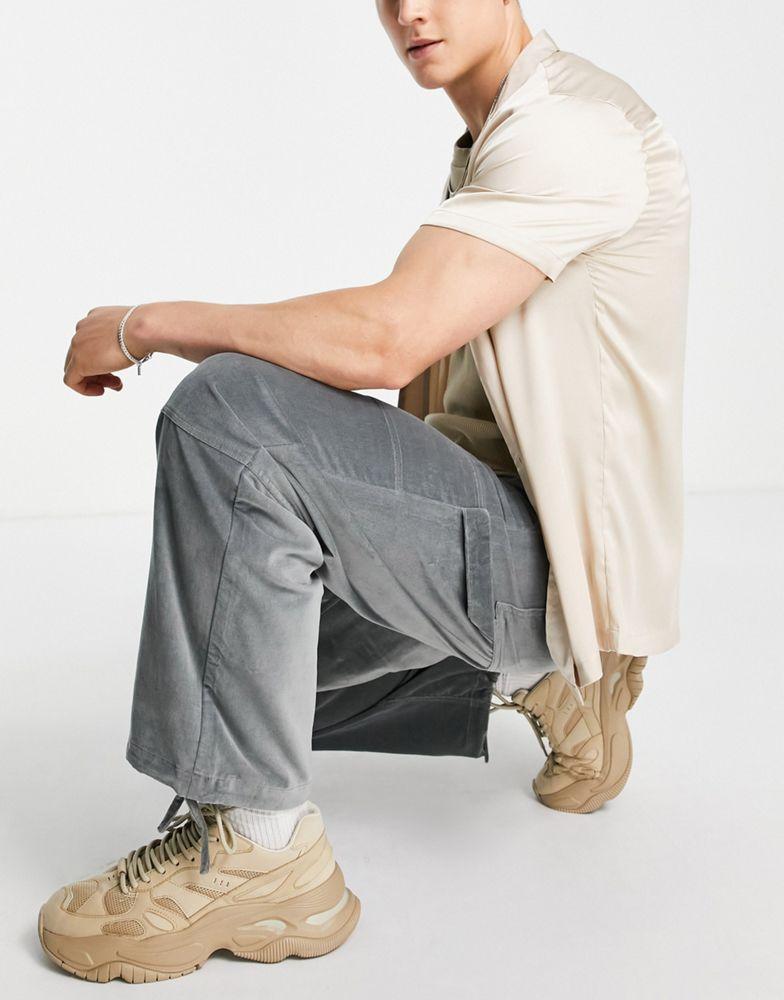商品ASOS|ASOS DESIGN wide fit trousers in velvet look in grey,价格¥128,第5张图片详细描述