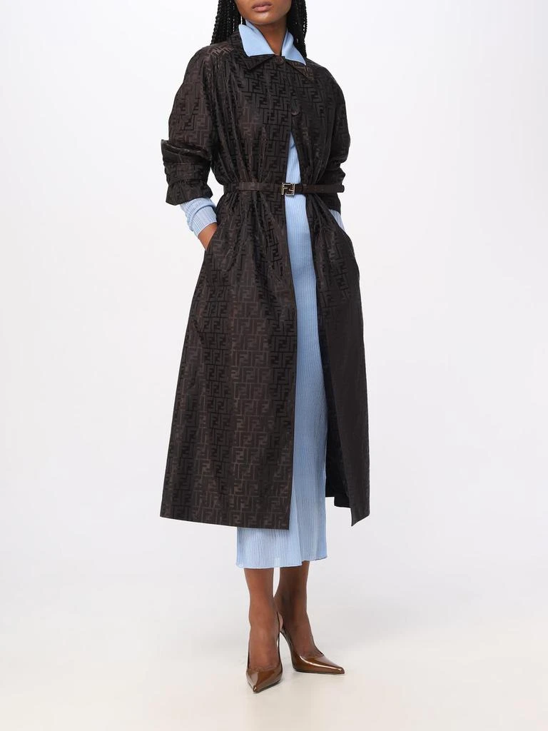商品Fendi|Fendi trench coat in cotton blend with monogram pattern,价格¥26414,第2张图片详细描述