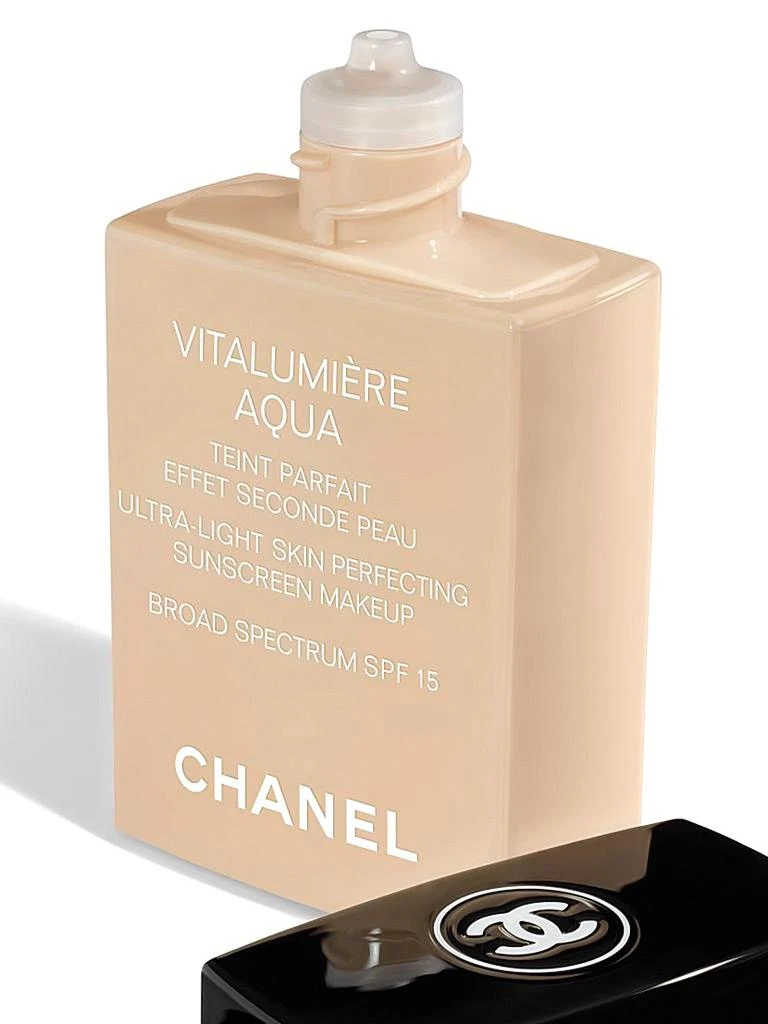 商品Chanel|Ultra-Light Skin Perfecting Sunscreen Makeup Broad Spectrum SPF 15,价格¥427,第2张图片详细描述