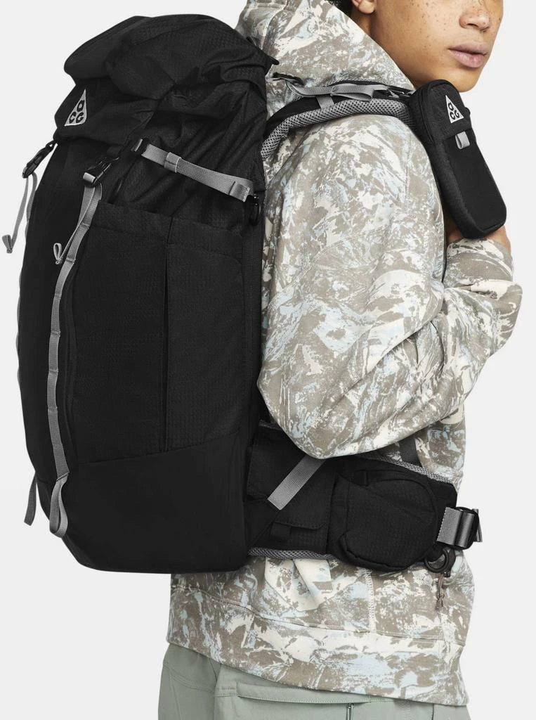 商品NIKE|Nike ACG 36 44L Backpack,价格¥2069,第2张图片详细描述