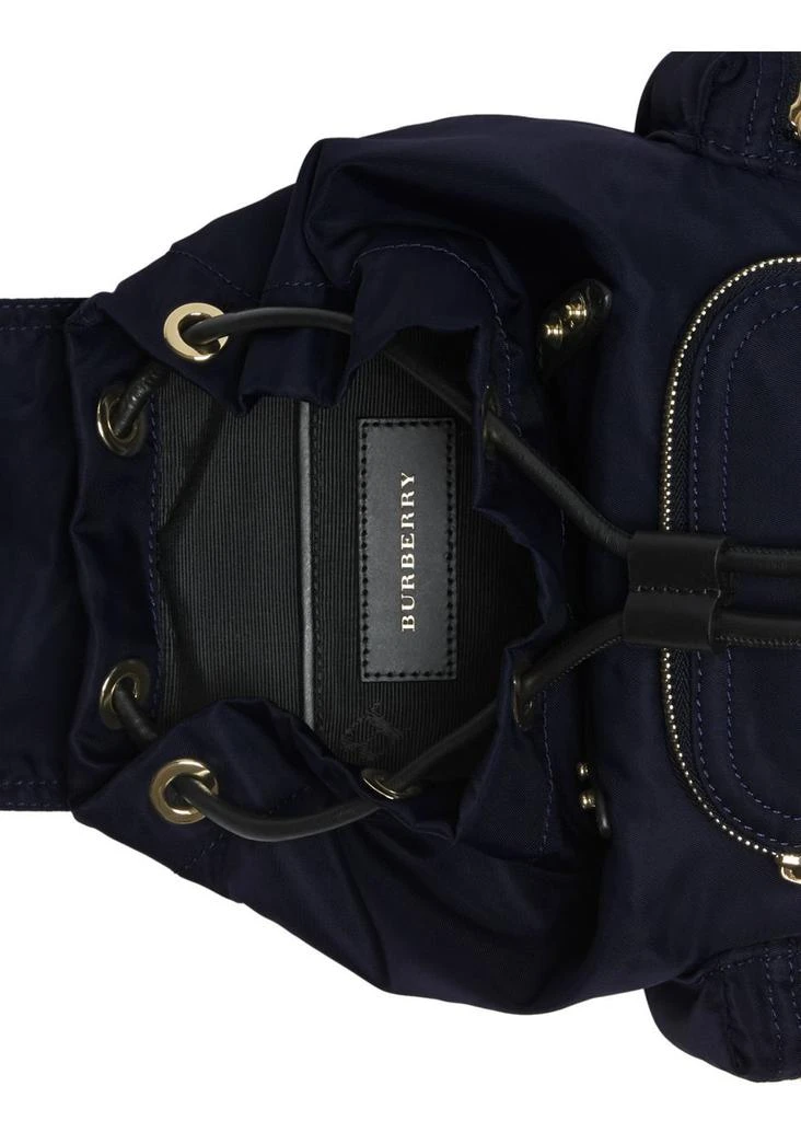 商品Burberry|The small crossbody rucksack in nylon,价格¥8942,第3张图片详细描述