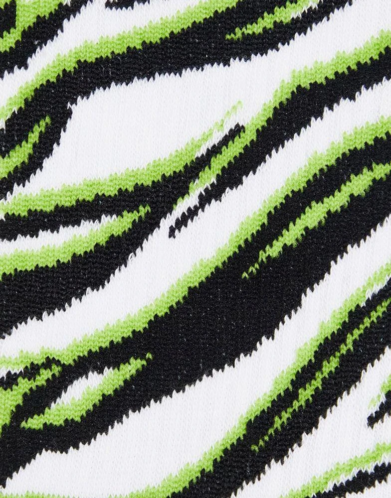 商品ASOS|ASOS DESIGN sports sock in white, black and green zebra print,价格¥49,第3张图片详细描述