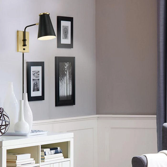 商品JAlexander|Modern 13" Matte Black Plug In Wall Sconce with Antique Brass Accents and Cord Covers,价格¥657,第3张图片详细描述