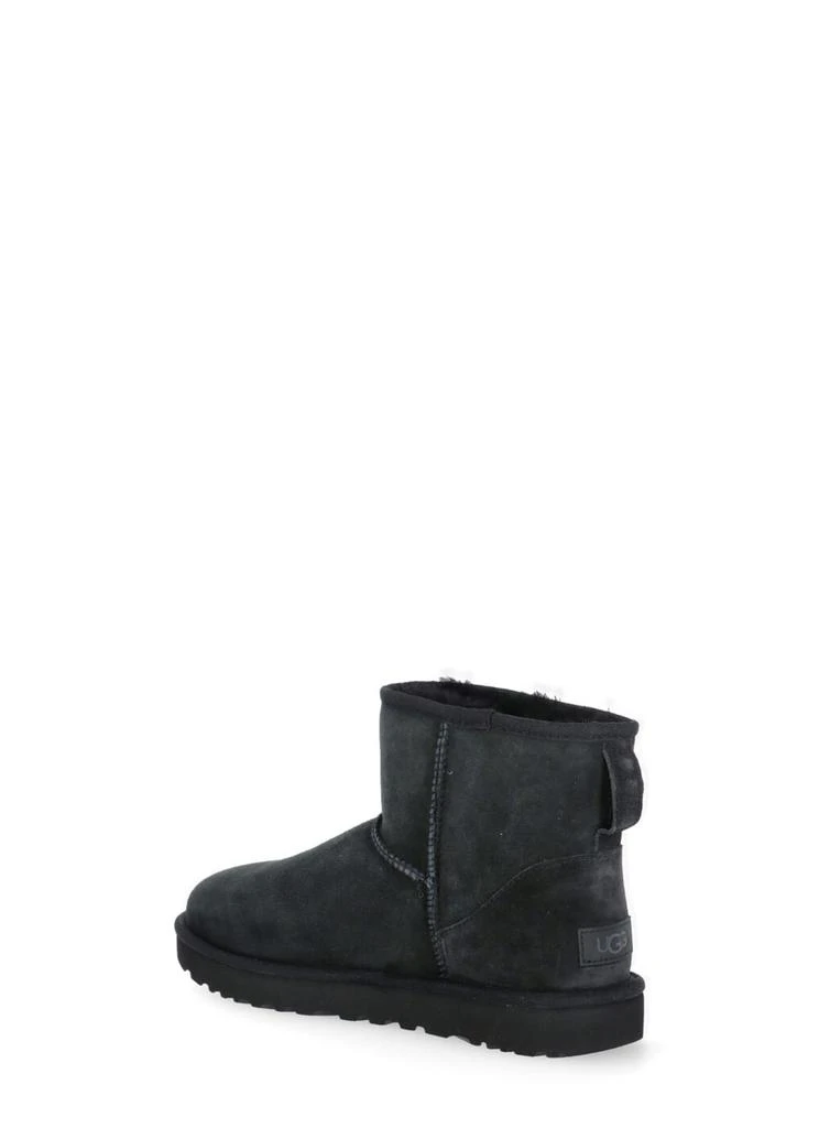 商品UGG|Classic Mini Ii Ankle Boots,价格¥1809,第3张图片详细描述