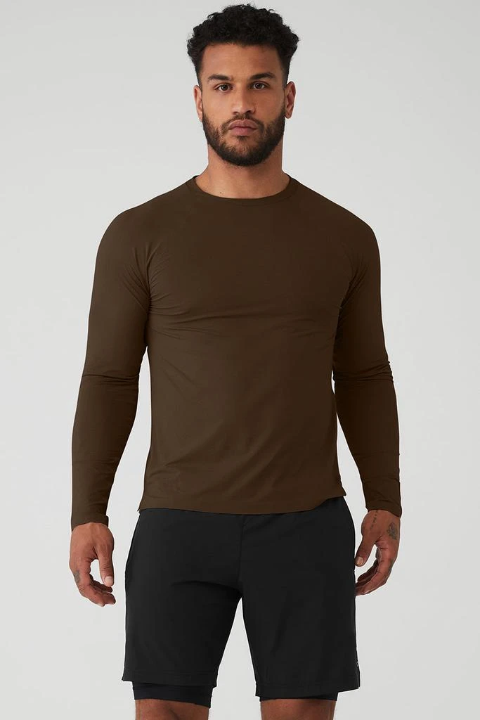 商品Alo|Idol Long Sleeve Performance Tee - Espresso,价格¥808,第1张图片