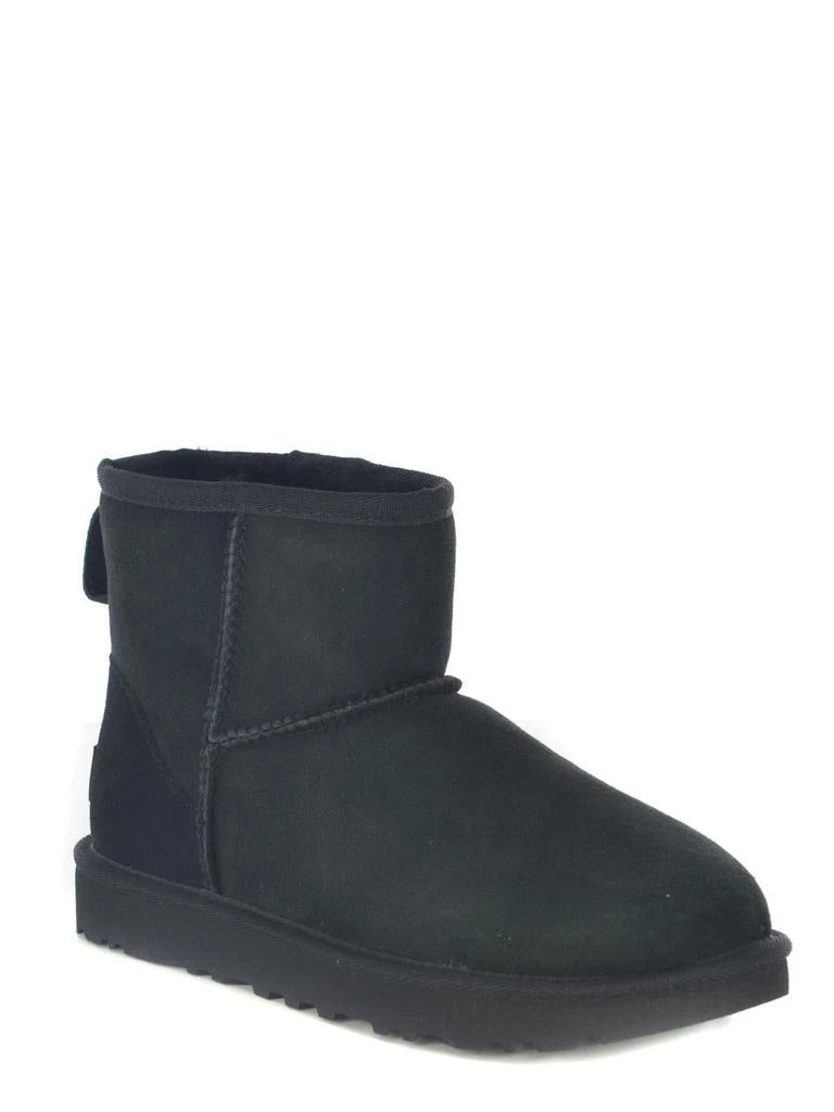 商品UGG|UGG Boots in Black,价格¥1228,第3张图片详细描述