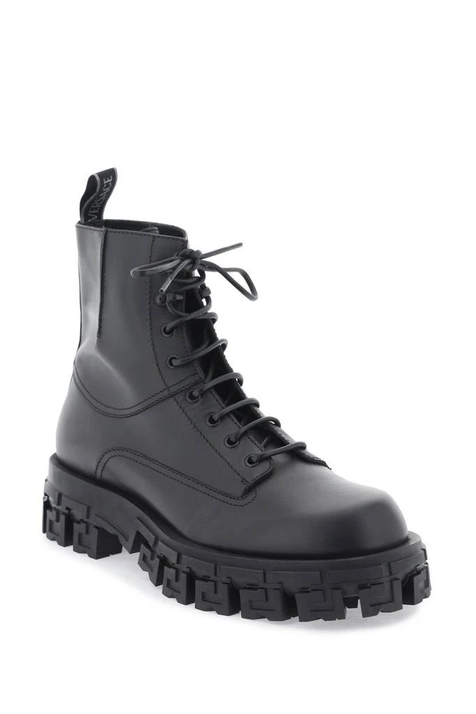 商品Versace|Greca Portico combat boots,价格¥4094,第4张图片详细描述