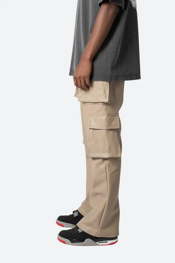 商品MNML|Leather Double Snap Cargo Pants - Khaki,价格¥576,第4张图片详细描述