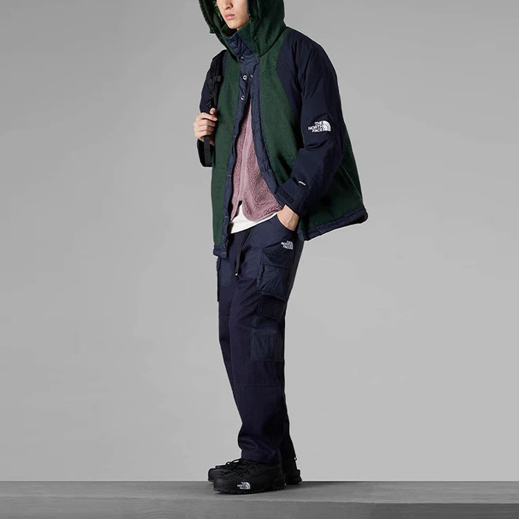 商品[国内直发] The North Face|北面 UE系列 FW23 Urban Exploration系列 字母拼色保暖连帽700蓬羽绒服 男款 绿色,价格¥1505,第5张图片详细描述