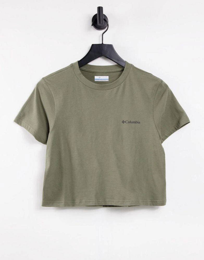 商品Columbia|Columbia CSC River 1/2 crop t-shirt in green Exclusive at ASOS,价格¥118,第2张图片详细描述