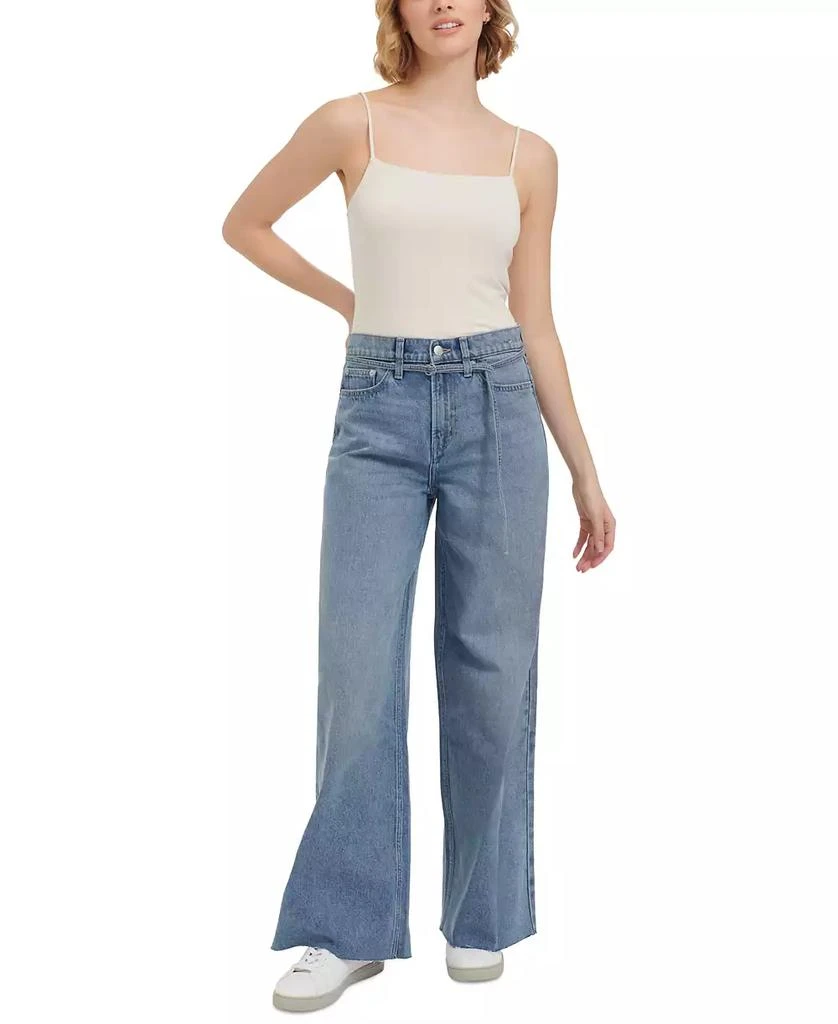 商品Calvin Klein|Women's Cut-Hem High-Rise Wide-Leg Belted Cotton Denim Jeans,价格¥204,第5张图片详细描述