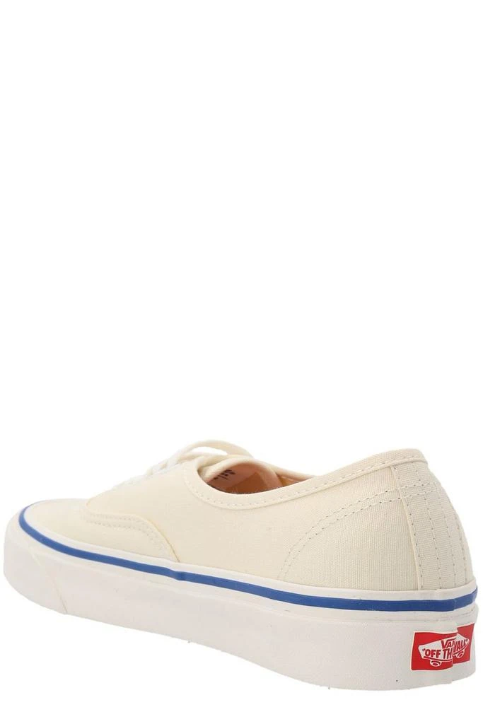 商品Vans|Vans Classic Low-Top Sneakers,价格¥531,第2张图片详细描述